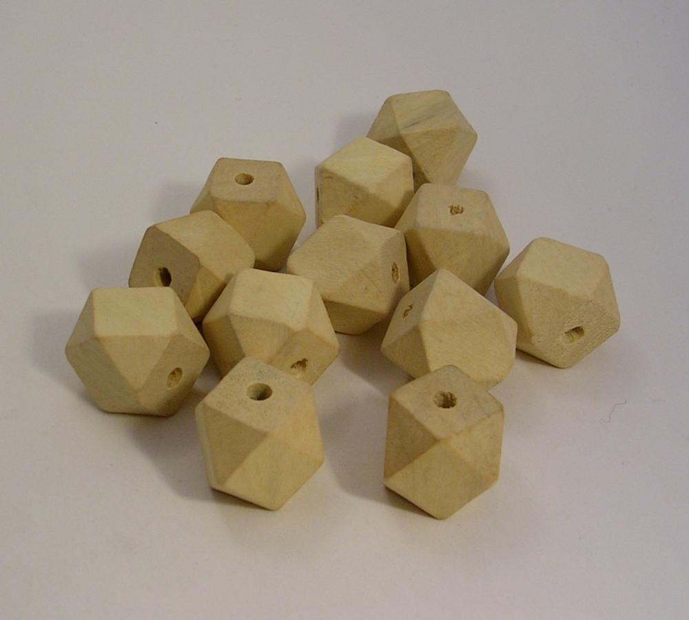 10 Light Wood Unpainted Faceted Cube Wooden Beads (wb52)